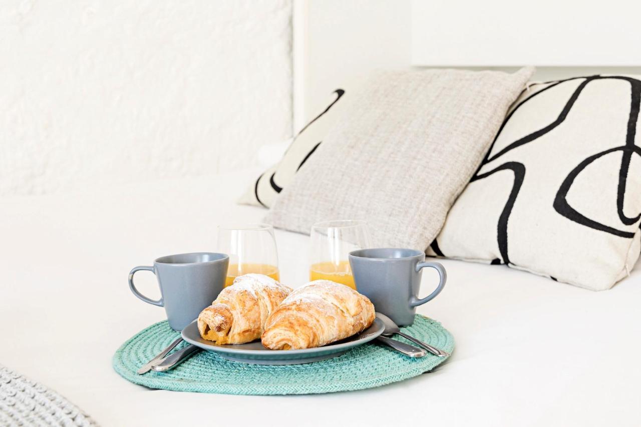 Lovelystay - Cativo Studio Downtown By Metro Station Porto Eksteriør bilde
