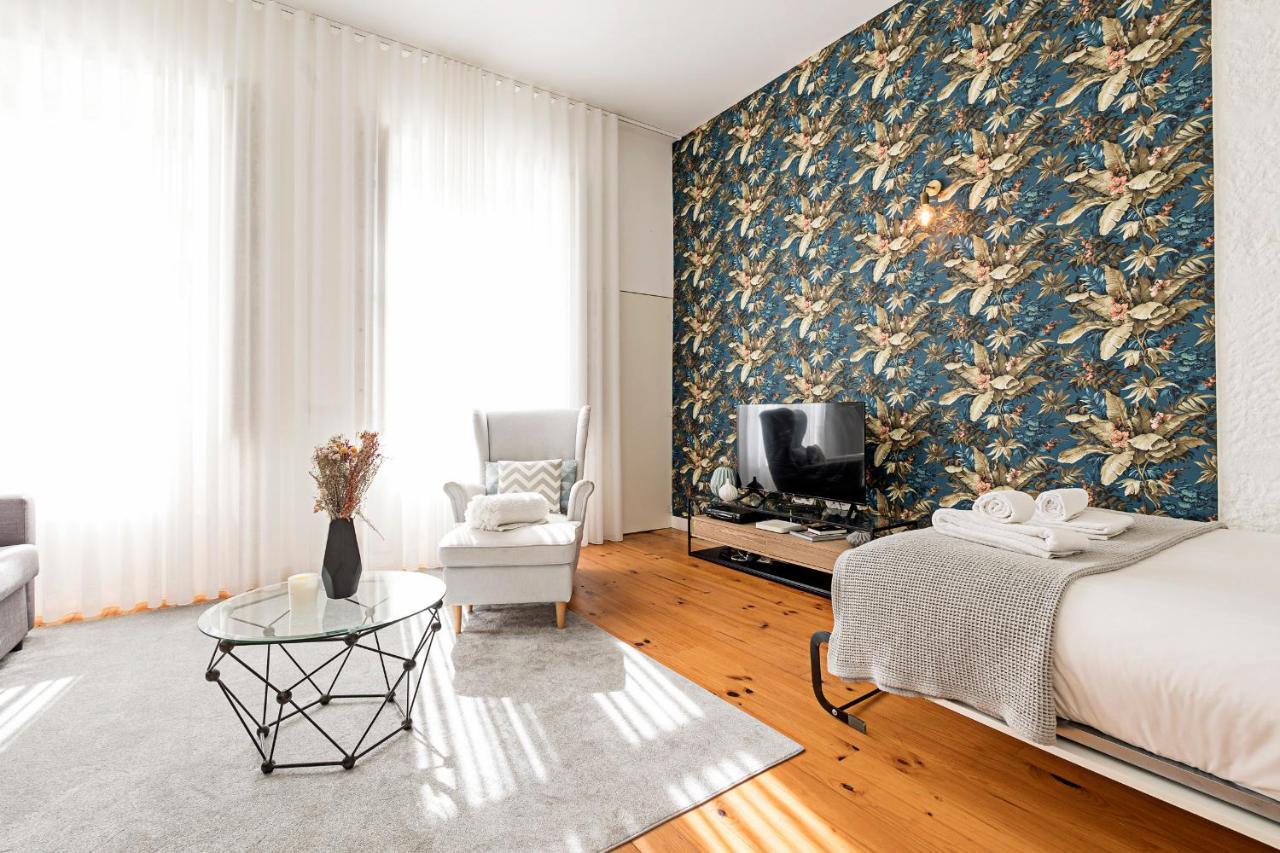 Lovelystay - Cativo Studio Downtown By Metro Station Porto Eksteriør bilde