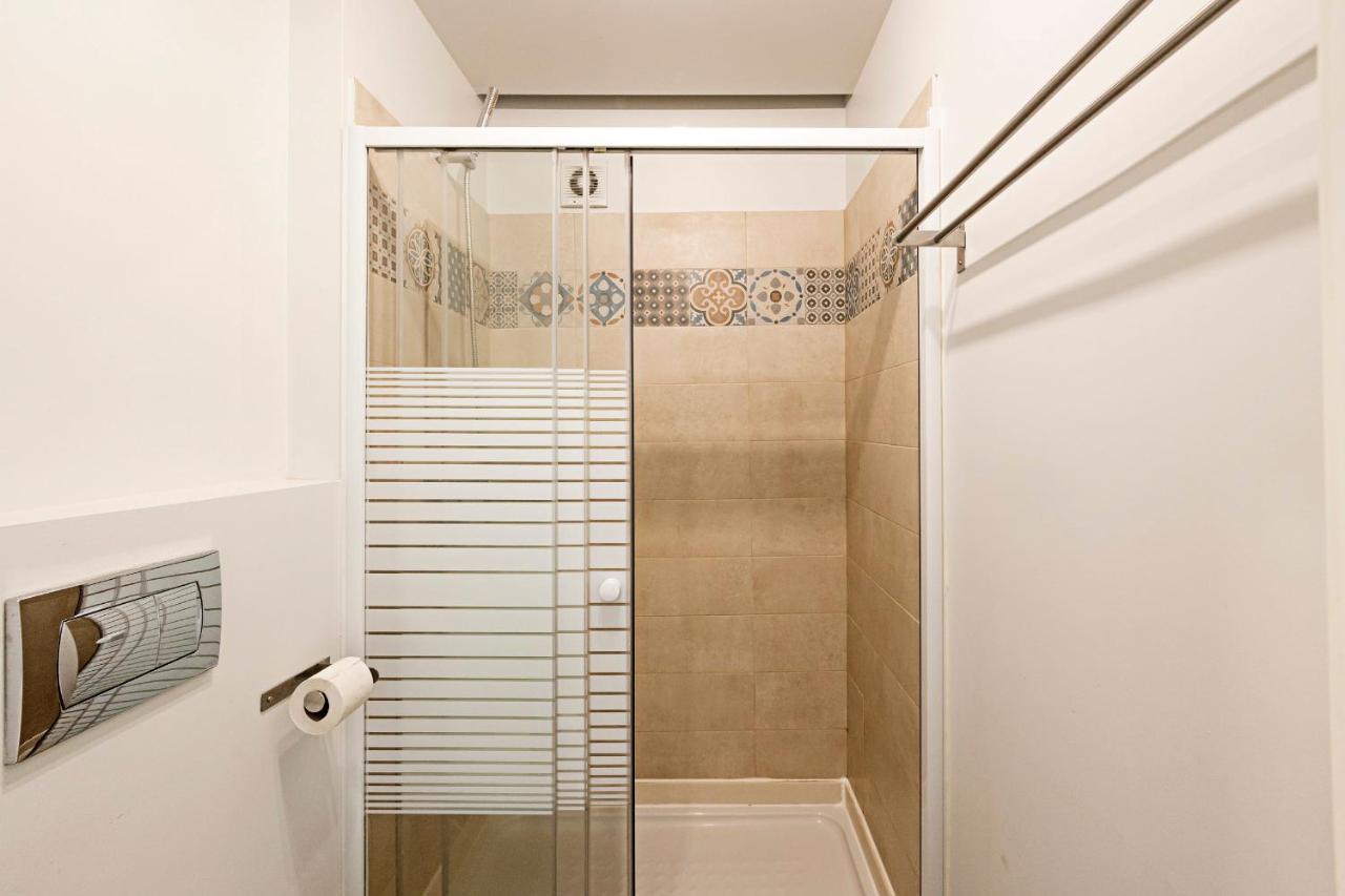 Lovelystay - Cativo Studio Downtown By Metro Station Porto Eksteriør bilde